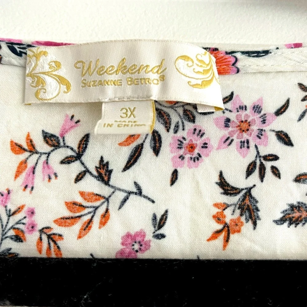 Suzanne Betro Weekend like new blouse, never worn 100% rayon - Picture 4 of 7